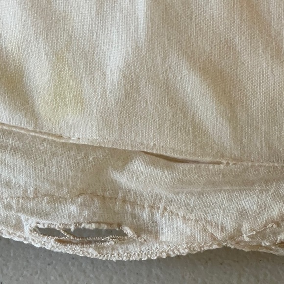 Two cream colored cotton battenburg pillow - Picture 5 of 10